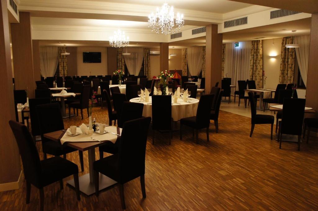 Hotel Camelot Szczawno-Zdroj Exterior foto